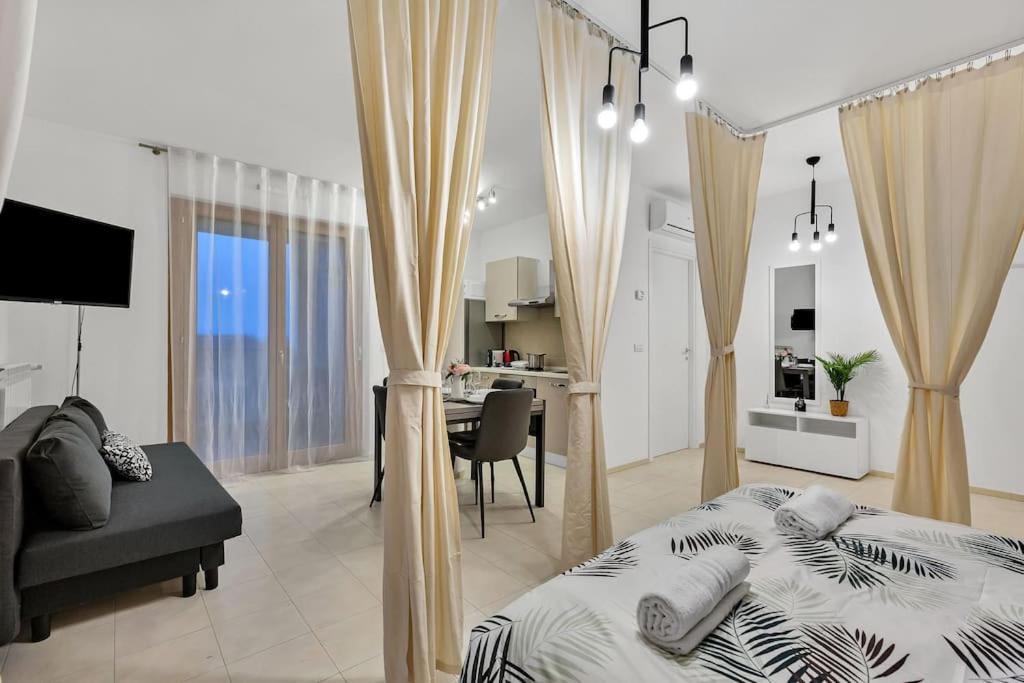 Appartamento Private Parking-terrace10 Min To Linate Airport Milano